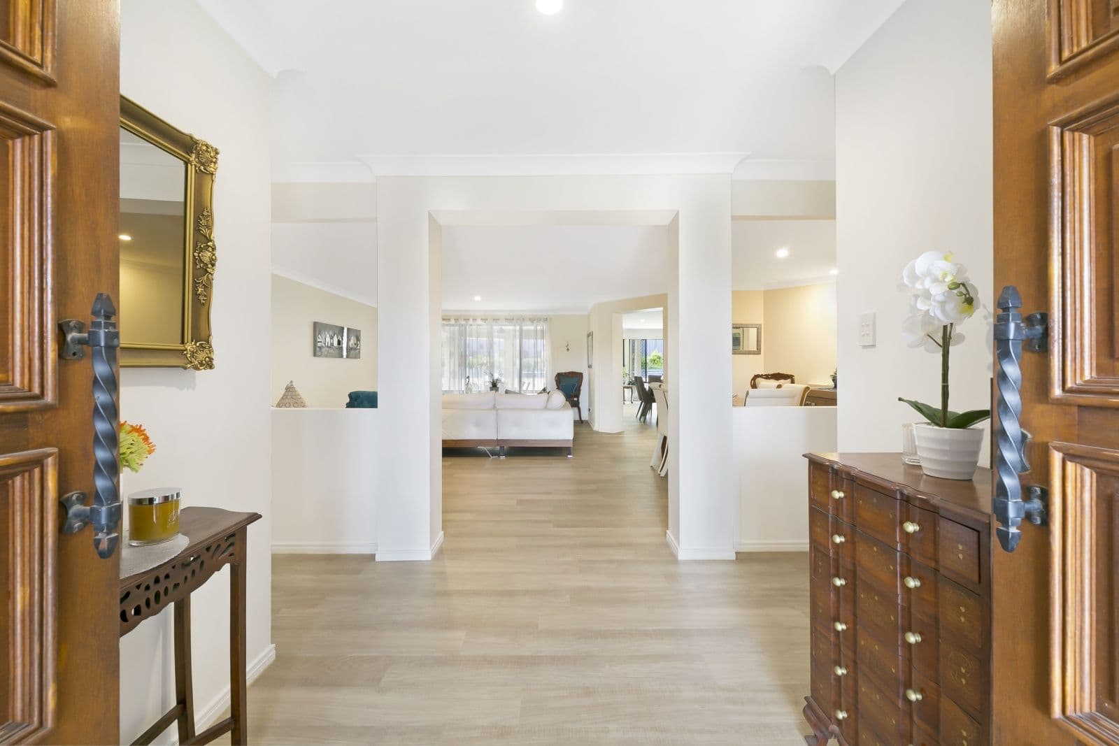 67 Arun Drive, Arundel QLD 4214, Arundel - Thumbnail 2