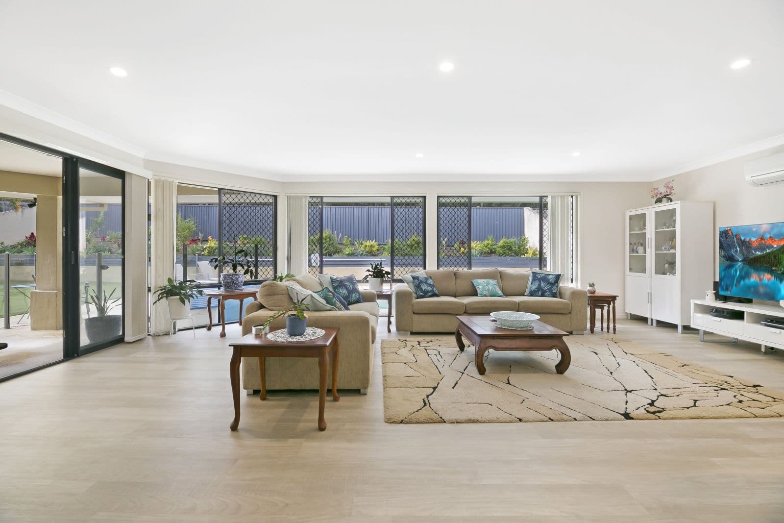67 Arun Drive, Arundel QLD 4214, Arundel - Thumbnail 8