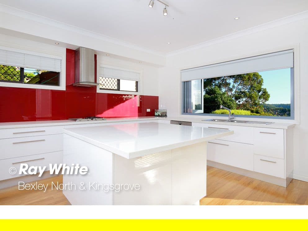 129 Woronora Crescent, Como - Thumbnail 3