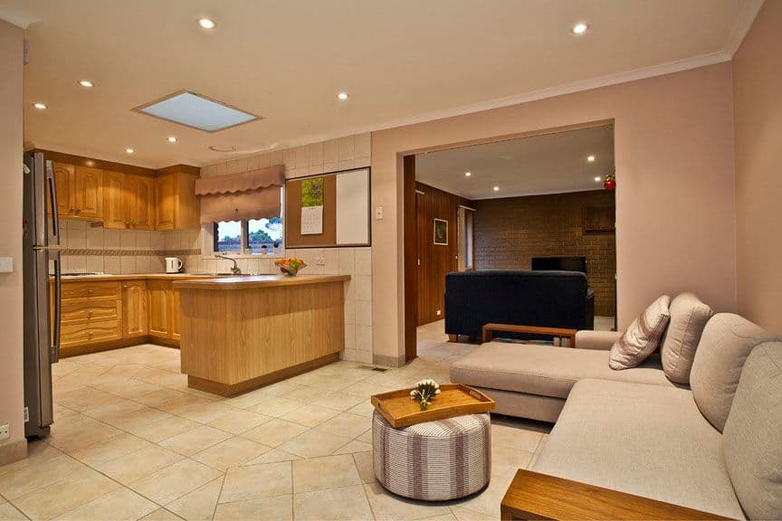2 Snowgum Court, MULGRAVE VIC 3170, Mulgrave - Thumbnail 3