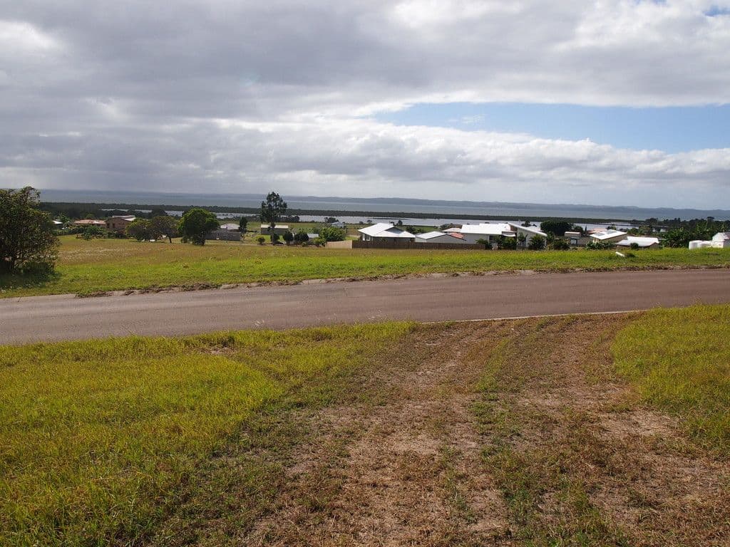 6 Windjammer Circuit, River Heads QLD 4655, River Heads - Thumbnail 3