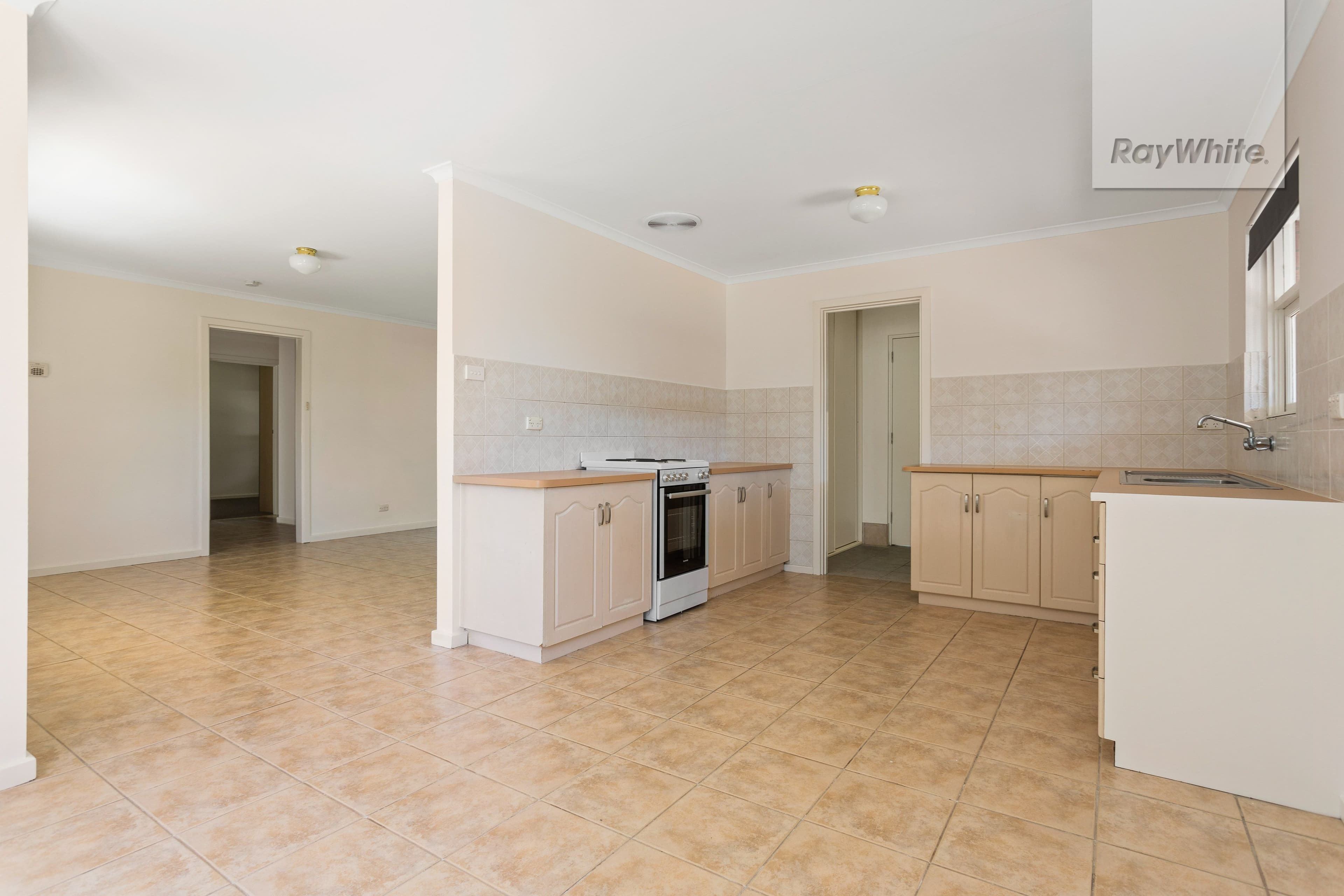 21 Chartwell Crescent, Paralowie SA 5108, Paralowie - Thumbnail 3