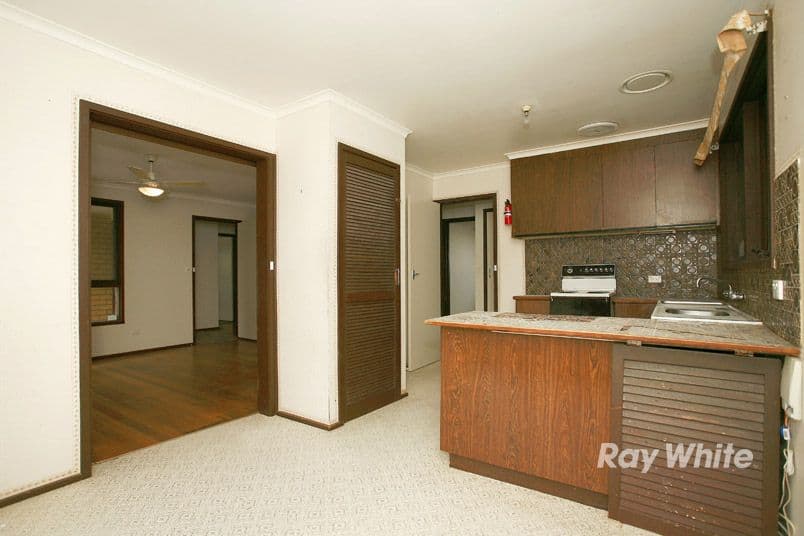 16 Hotham Street, CRANBOURNE VIC 3977, Cranbourne - Thumbnail 3