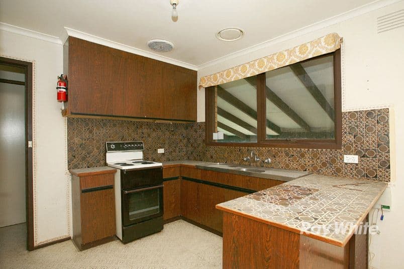 16 Hotham Street, CRANBOURNE VIC 3977, Cranbourne - Thumbnail 4