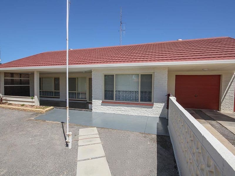 10 Hamilton Street, Wallaroo SA 5556, Wallaroo - Image 1