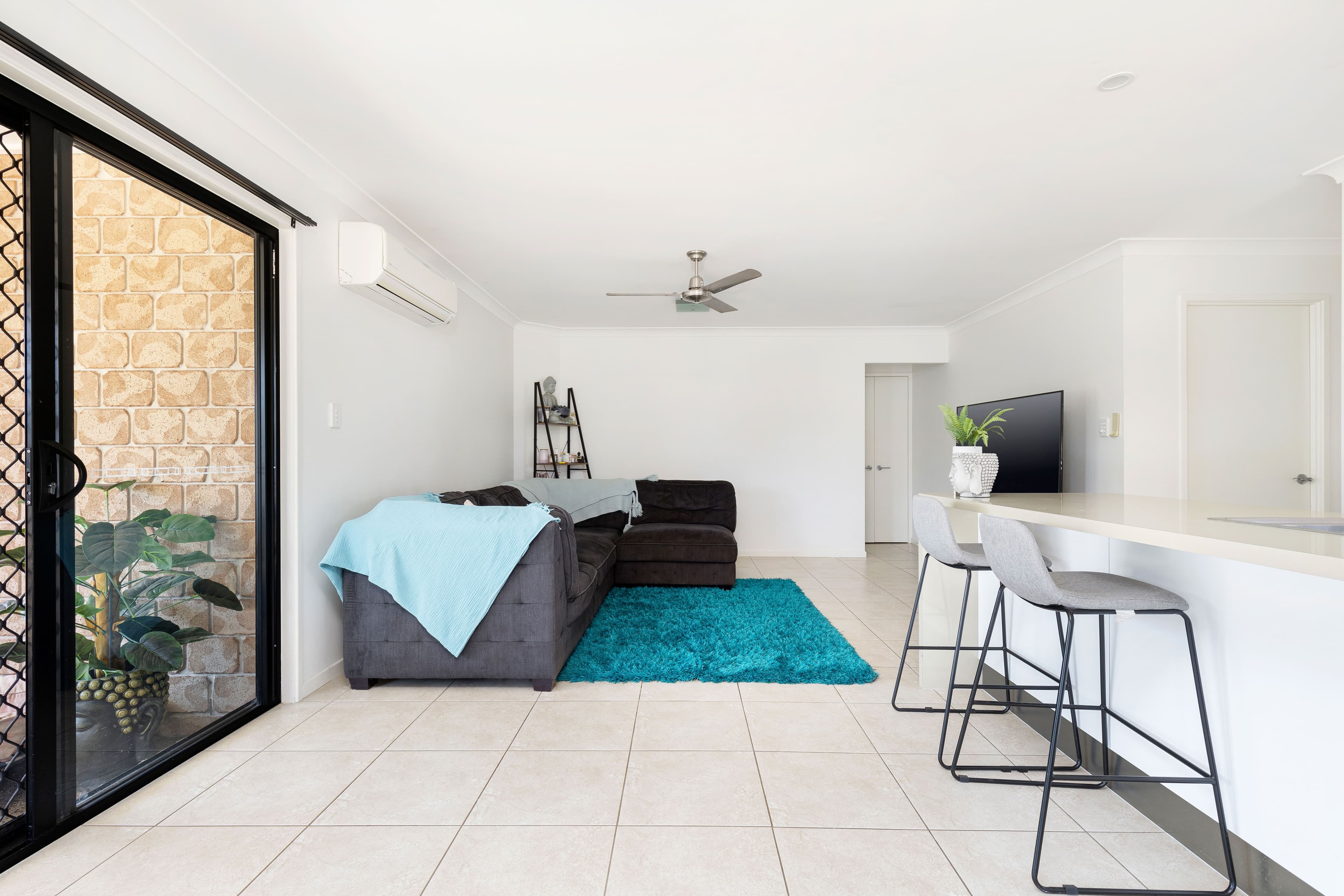 17 Rickertt Street, Capella QLD 4723, Capella - Thumbnail 3