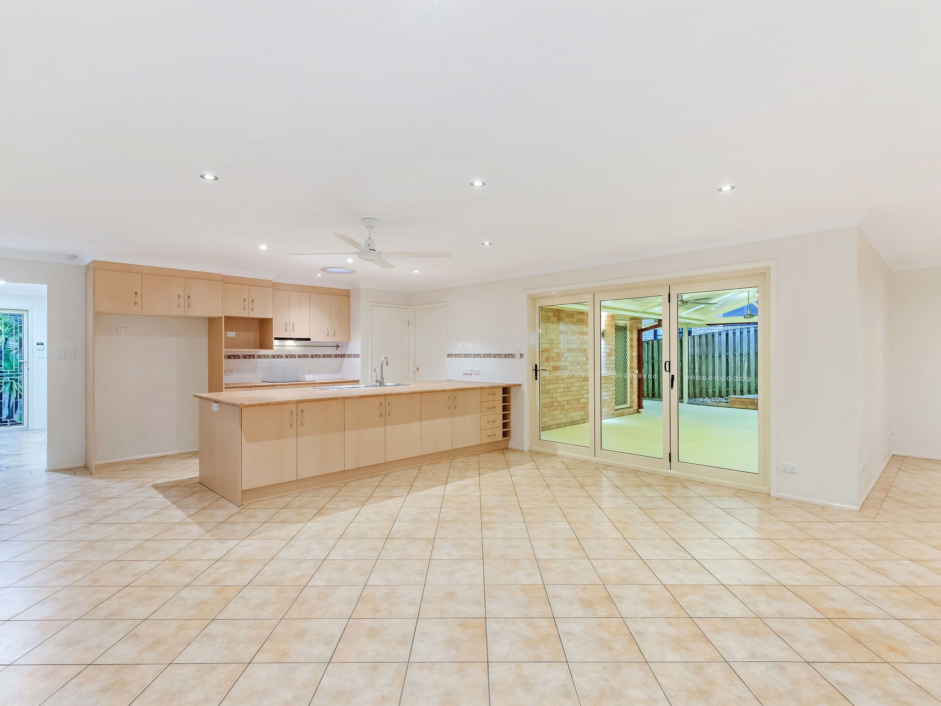 13 Matzia Avenue, Pacific Pines QLD 4211, Pacific Pines - Thumbnail 6