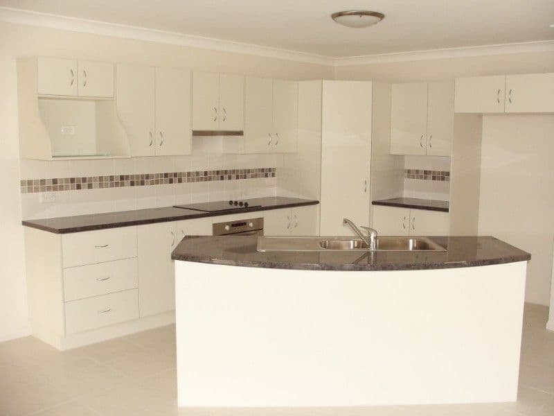 16 Frangipani Court, NORMAN GARDENS QLD 4701, Norman Gardens - Thumbnail 2