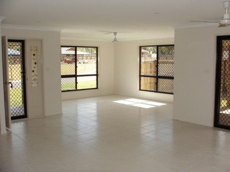 16 Frangipani Court, NORMAN GARDENS QLD 4701, Norman Gardens - Thumbnail 4