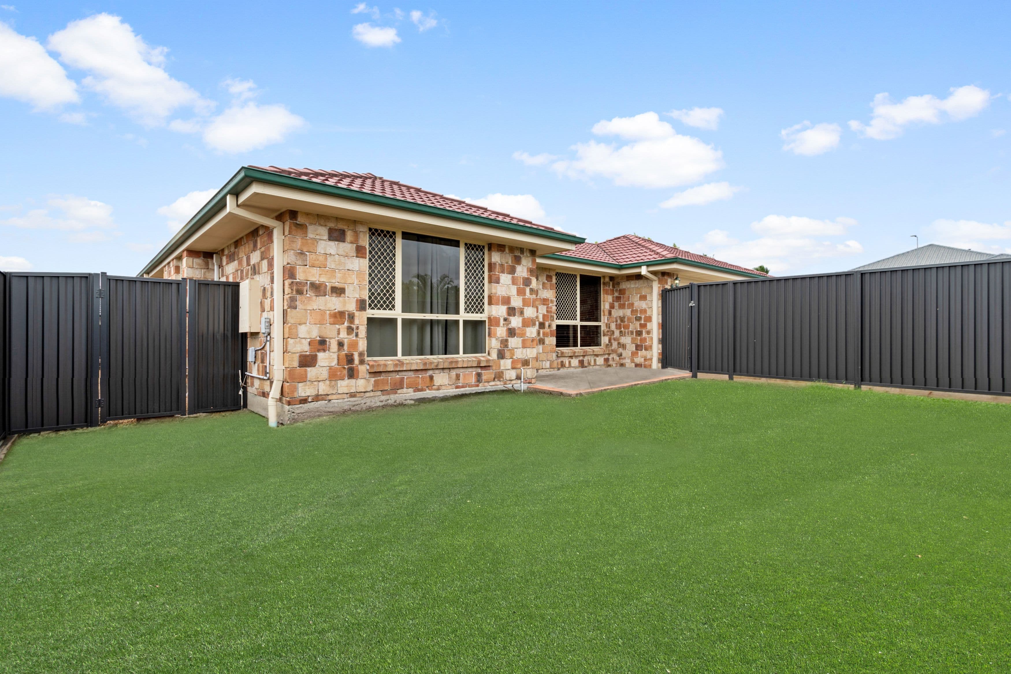 2 Yandina Place, Deception Bay QLD 4508, Deception Bay - Thumbnail 2