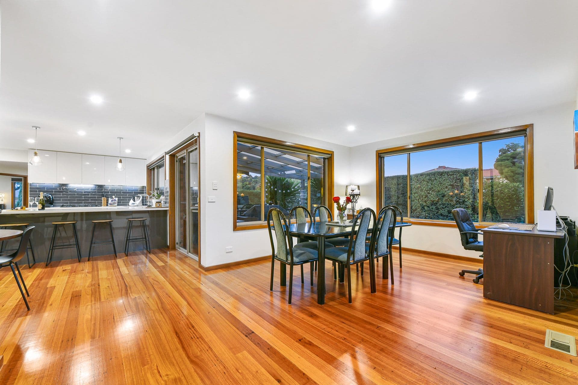 23 Royston Avenue, Berwick VIC 3806, Berwick - Thumbnail 7