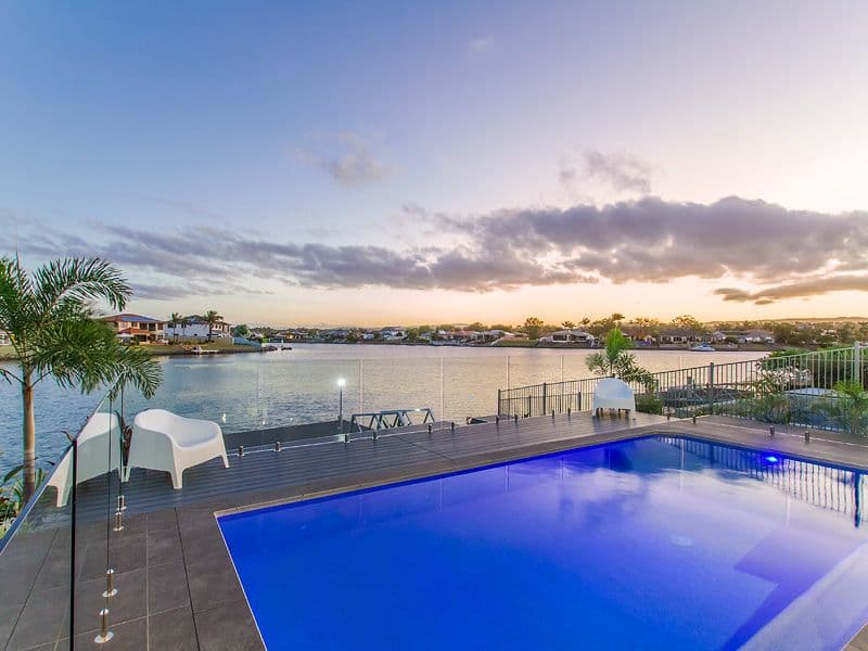 128 The Peninsula, Helensvale QLD 4212, Helensvale - Thumbnail 2