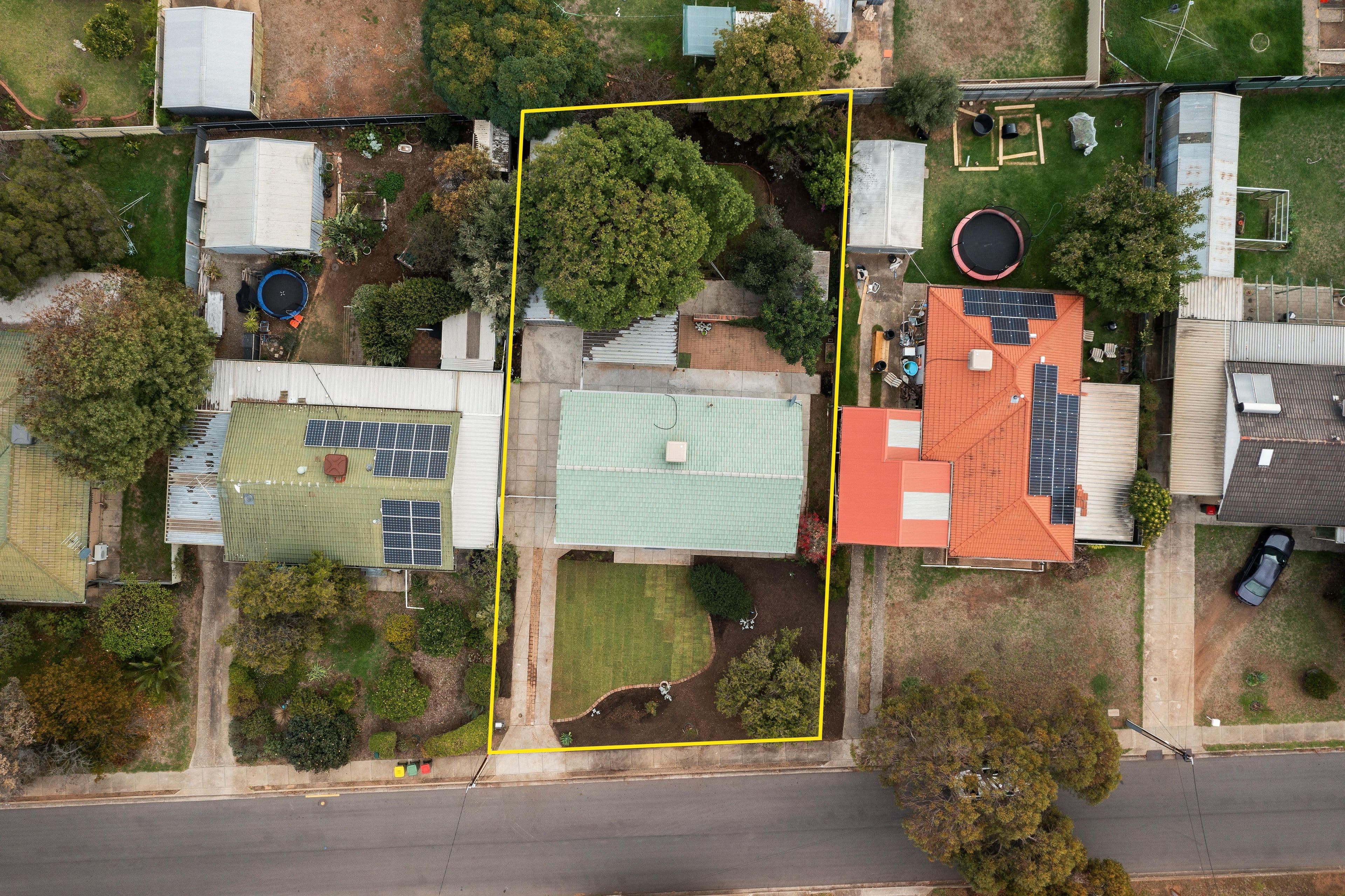 11 Adrian Street, Christie Downs SA 5164, Christie Downs - Thumbnail 3