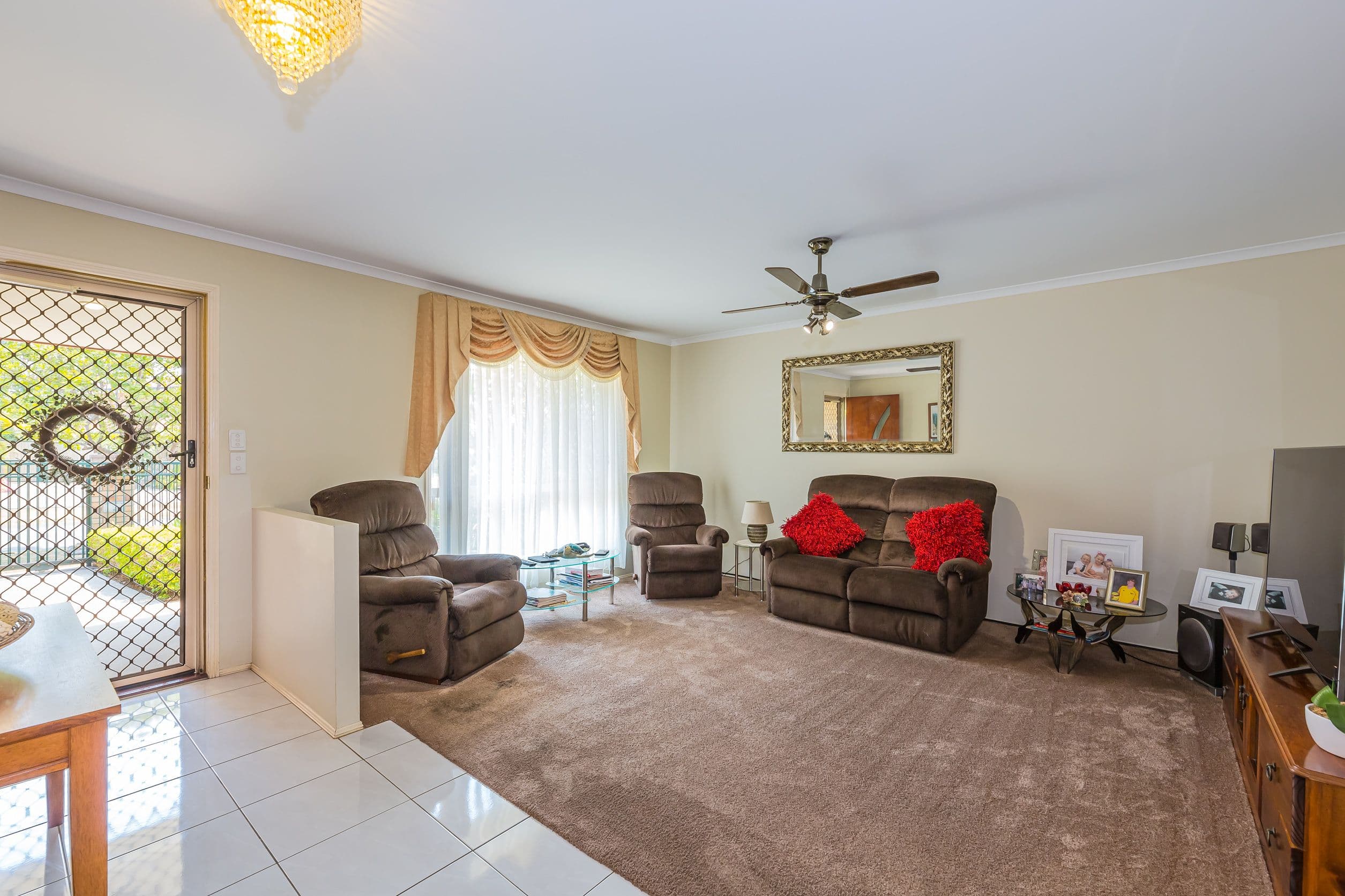 13 Smout Court, Sandstone Point QLD 4511, Sandstone Point - Thumbnail 4
