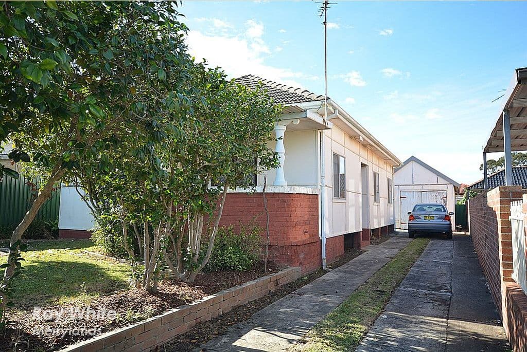 48 Byron Road, Guildford - Image 1