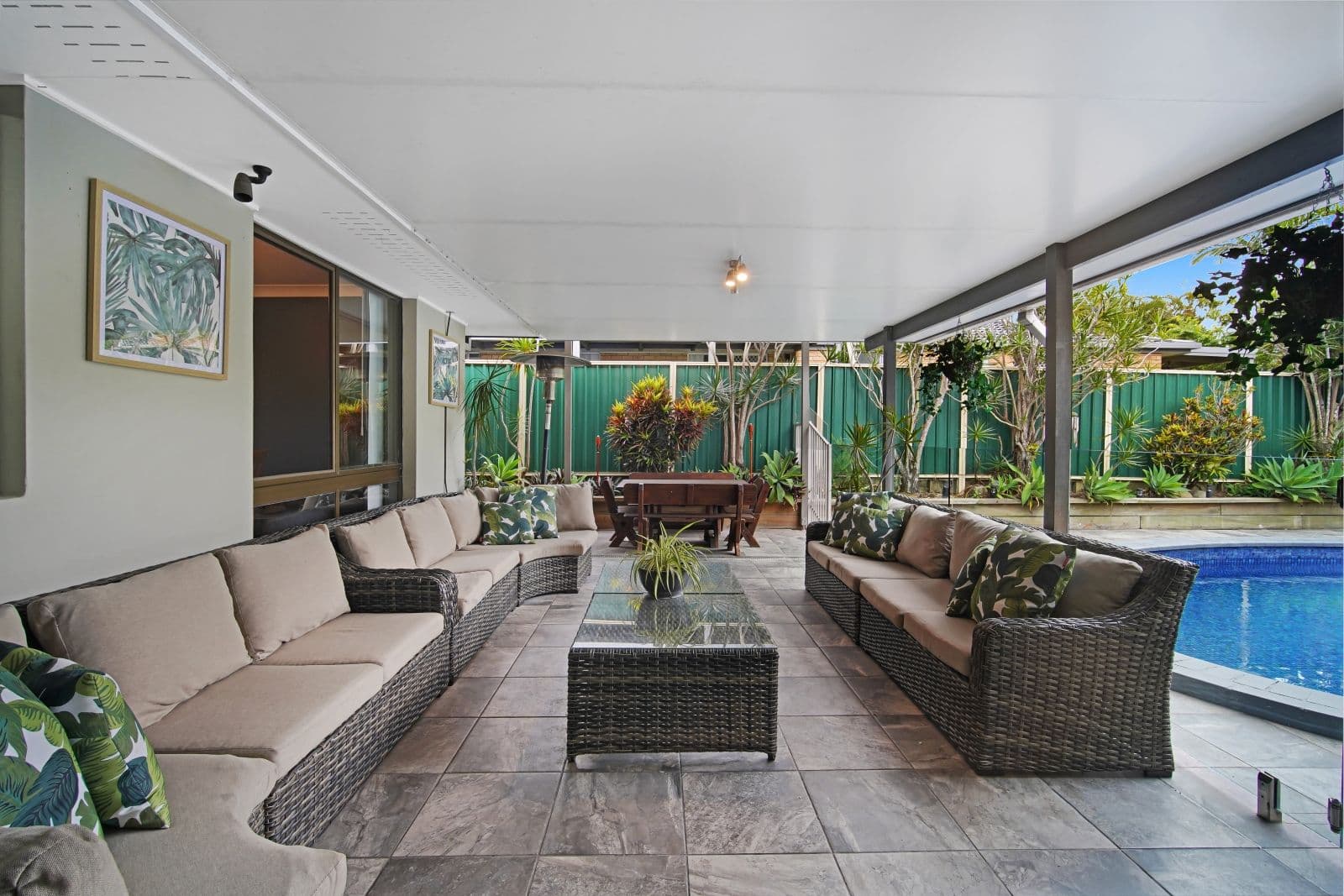 111 KP McGrath Drive, Elanora QLD 4221, Elanora - Image 1