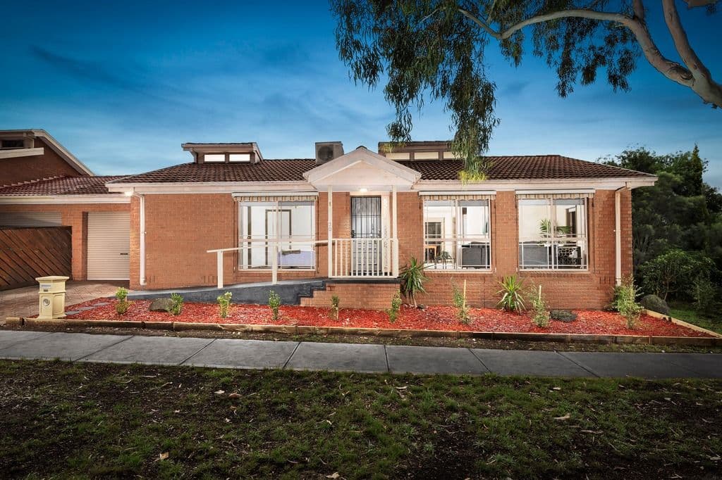 20 Oakbank Avenue, Mill Park VIC 3082, Mill Park - Image 1