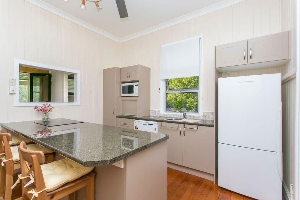1 Cottenham Street, Fairfield QLD 4103, Fairfield - Thumbnail 3