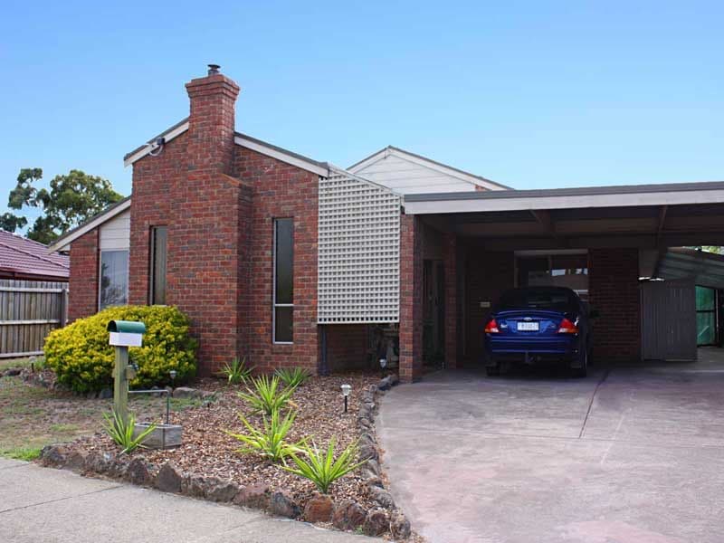 9 Govett Crescent, ST ALBANS PARK VIC 3219, St Albans Park - Image 1