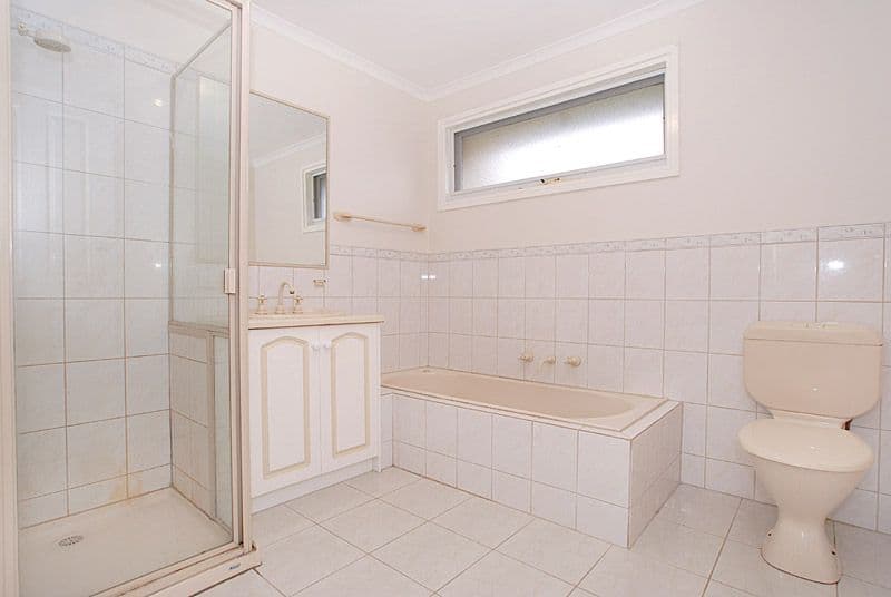 42 English Avenue, SCORESBY VIC 3179, Scoresby - Thumbnail 5