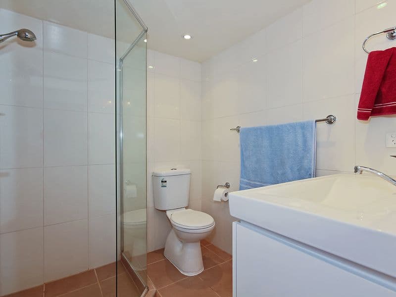 33 Thornton Street, SURFERS PARADISE QLD 4217, Surfers Paradise - Thumbnail 8