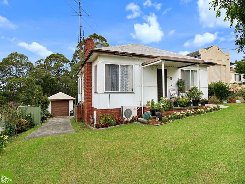 21 Staff Road, Unanderra - Image 1