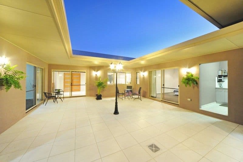 70 Galbraith Park Drive, CANNONVALE QLD 4802, Cannonvale - Thumbnail 8