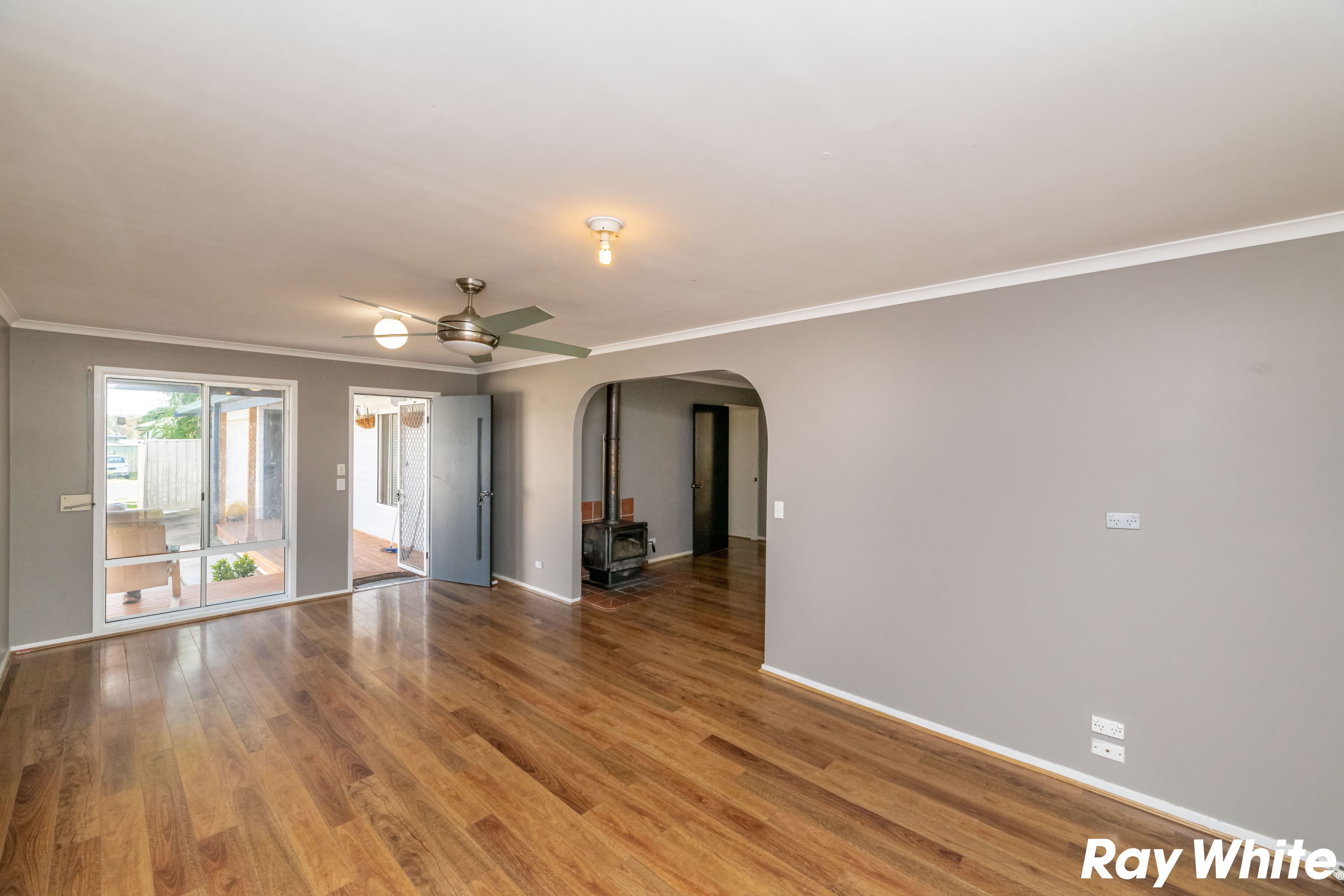 16 Douglas Avenue, Forster NSW 2428, Forster - Thumbnail 4