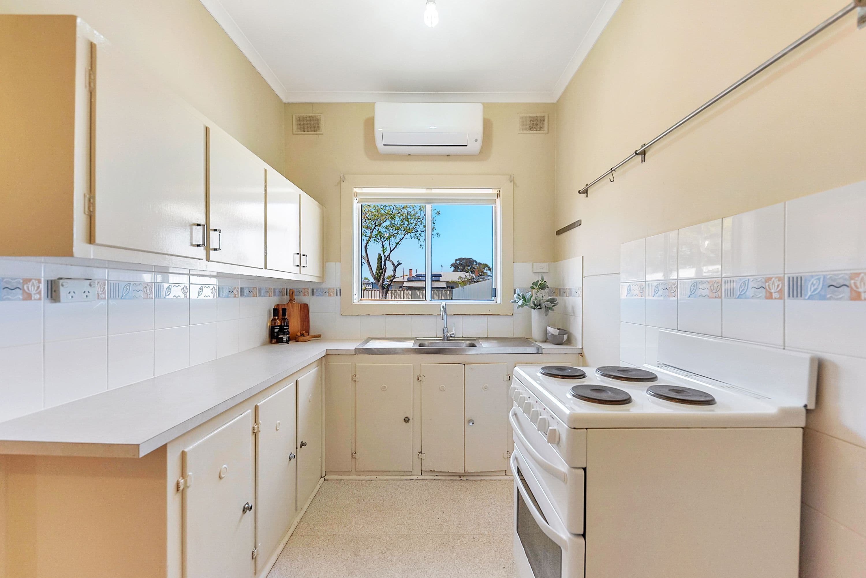 14 Bingham Road, Salisbury North SA 5108, Salisbury North - Thumbnail 2