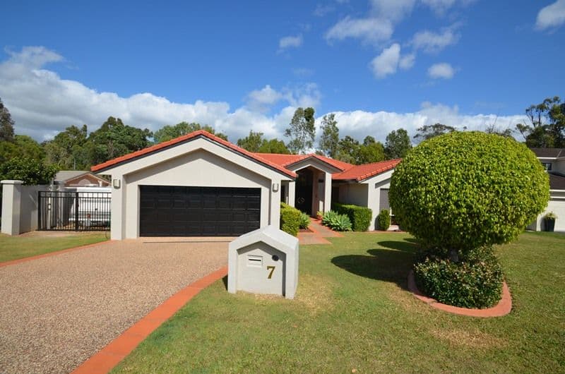 7 Tulipwood Court, ARUNDEL QLD 4214, Arundel - Image 1