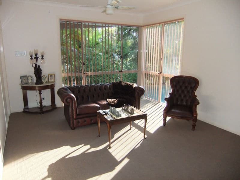 7 Tulipwood Court, ARUNDEL QLD 4214, Arundel - Thumbnail 8