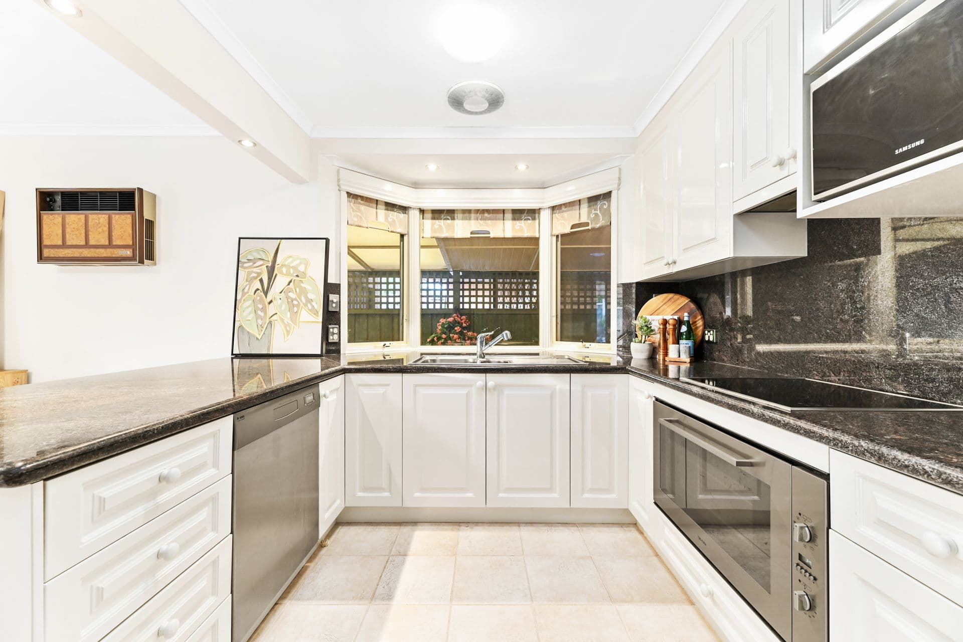 40 Lotus Crescent, Mulgrave VIC 3170, Mulgrave - Thumbnail 6