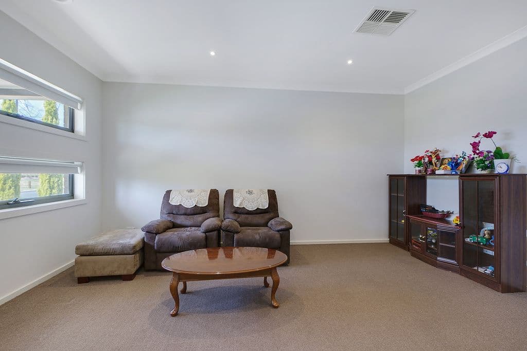 23 Prada Drive, Epping VIC 3076, Epping - Thumbnail 3