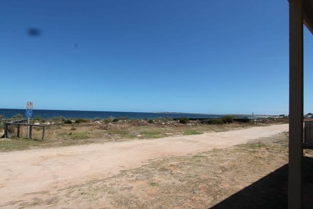 88 Sunrise Drive, Arno Bay SA 5603, Arno Bay - Thumbnail 2