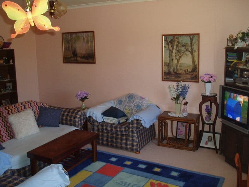 162 Edward, CHARLEVILLE QLD 4470, Charleville - Thumbnail 2