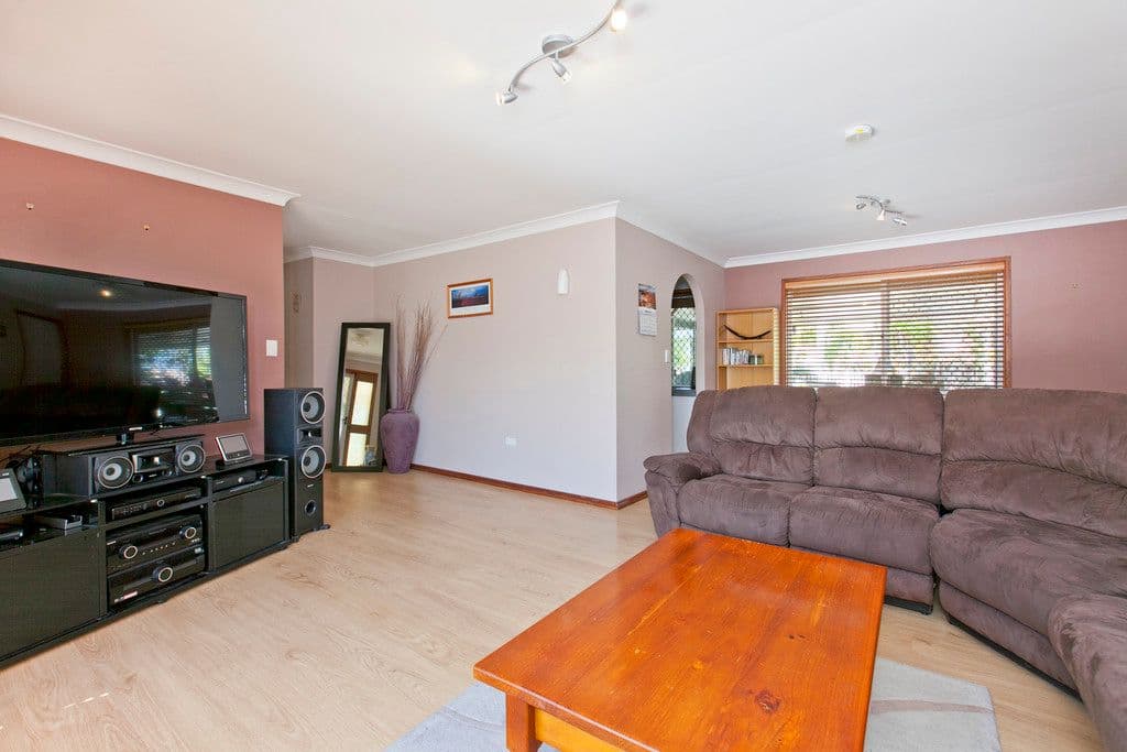 16 Millbend Crescent, ALGESTER QLD 4115, Algester - Thumbnail 4