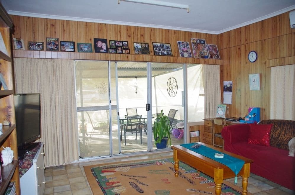 42 Sixteenth Street, Renmark SA 5341, Renmark - Thumbnail 5