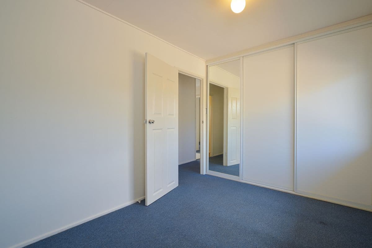 16 Matson Crescent, West Gladstone QLD 4680, West Gladstone - Thumbnail 7