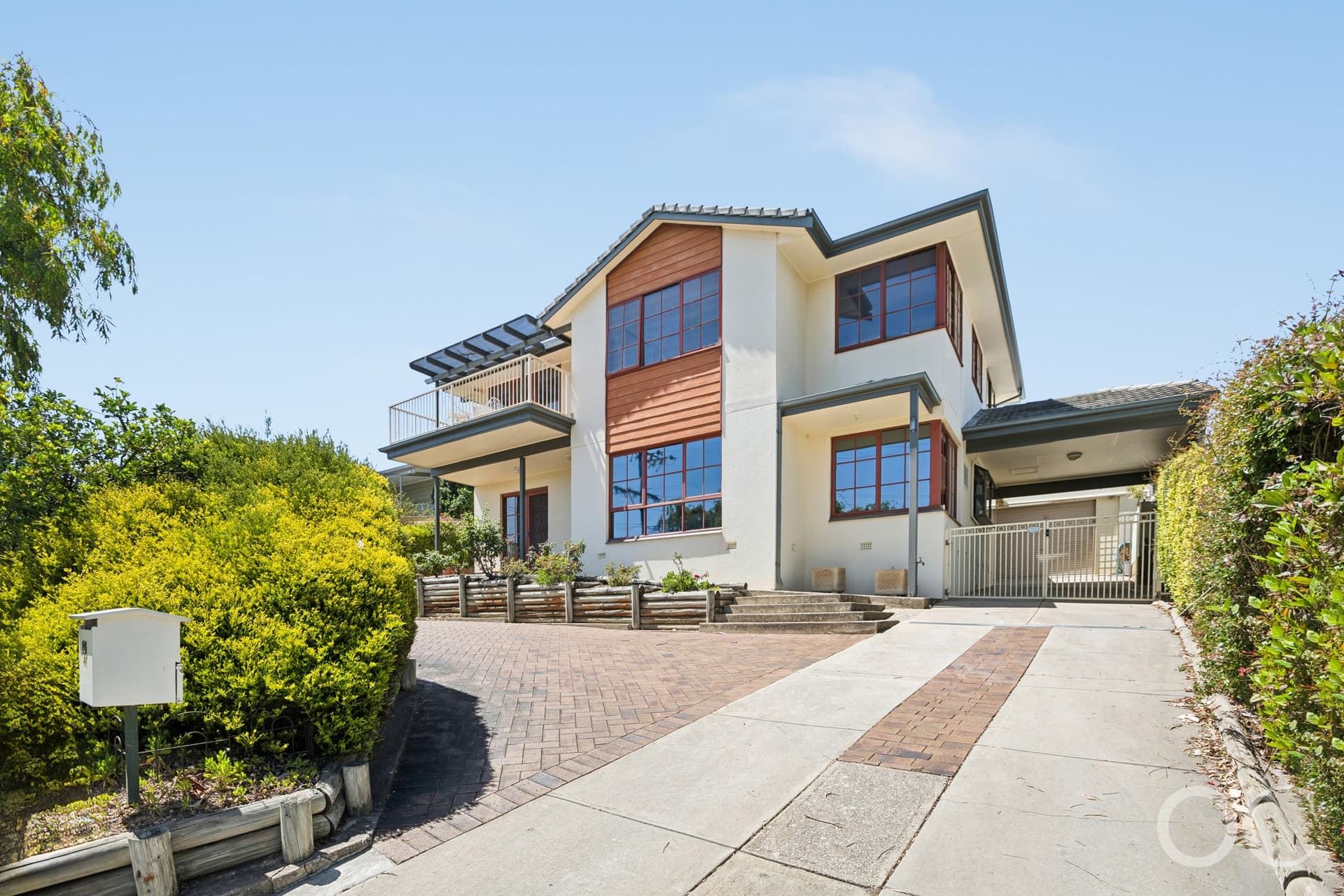 66 Jervois Terrace, Marino - Thumbnail 2