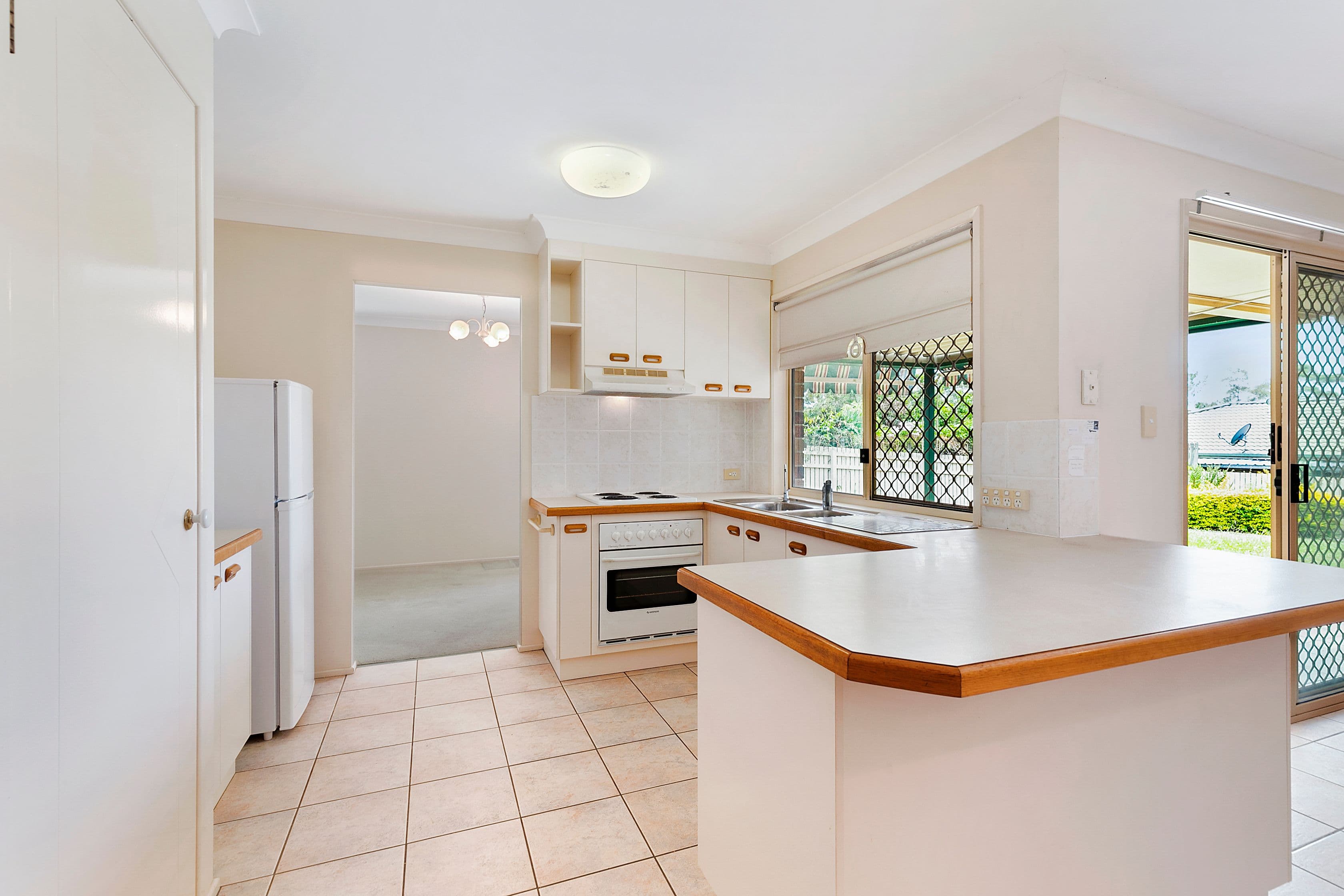 33 Coolnwynpin Way, Capalaba QLD 4157, Capalaba - Thumbnail 5