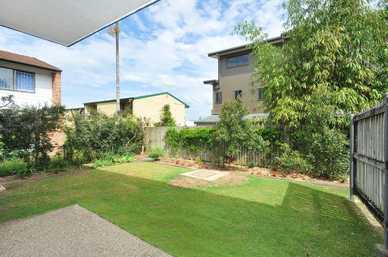 22 Rode Road, WAVELL HEIGHTS QLD 4012, Wavell Heights - Thumbnail 4