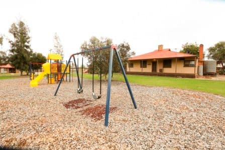 5 Nicholls Court, RED CLIFFS VIC 3496, Red Cliffs - Thumbnail 5