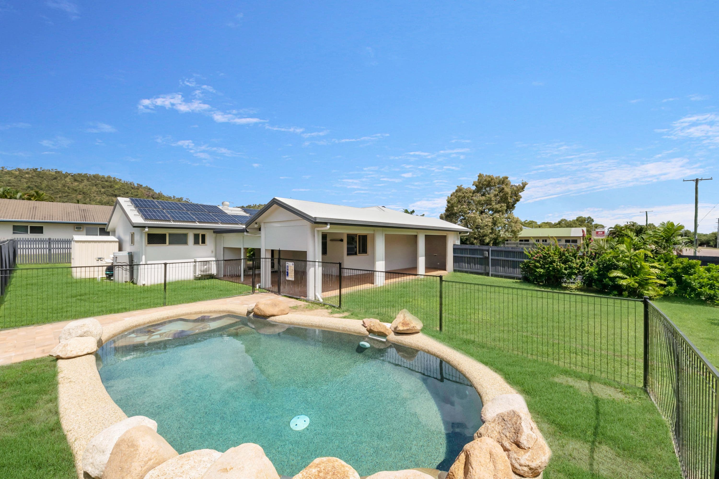 1 Cardiff Court, Mount Louisa QLD 4814, Mount Louisa - Image 1