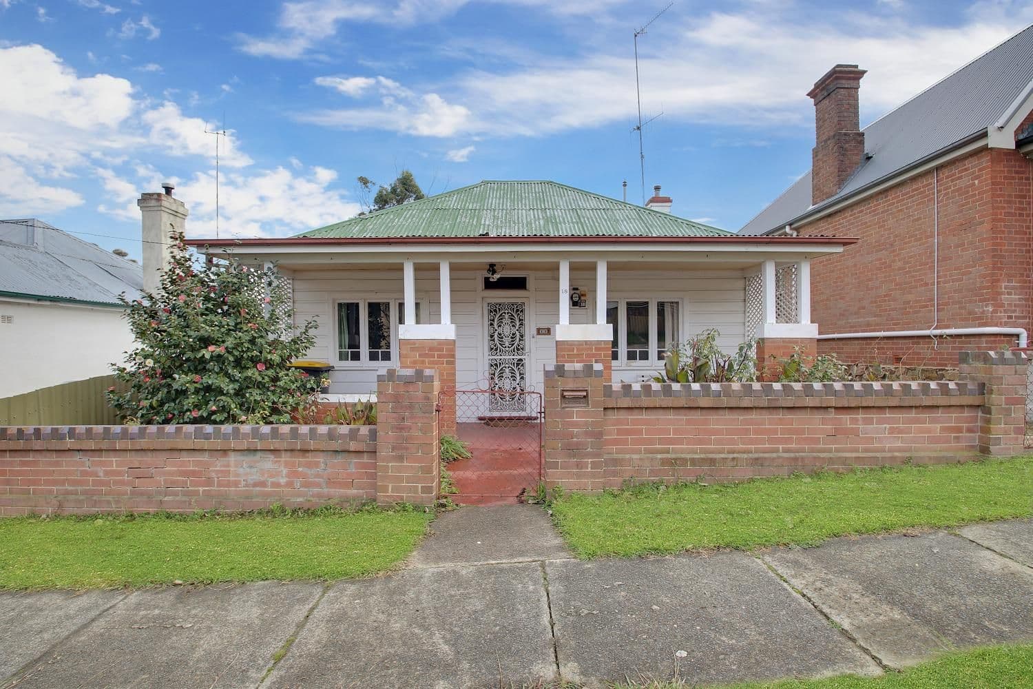 18 Victoria Parade, GOULBURN NSW 2580, Goulburn - Image 1