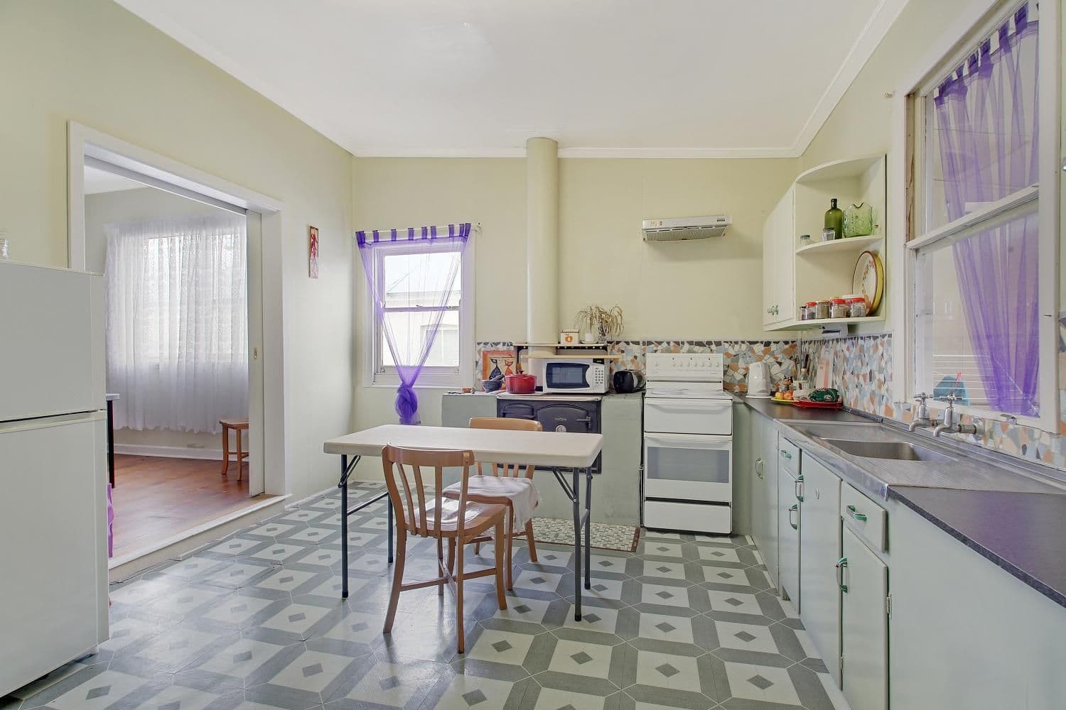 18 Victoria Parade, GOULBURN NSW 2580, Goulburn - Thumbnail 4