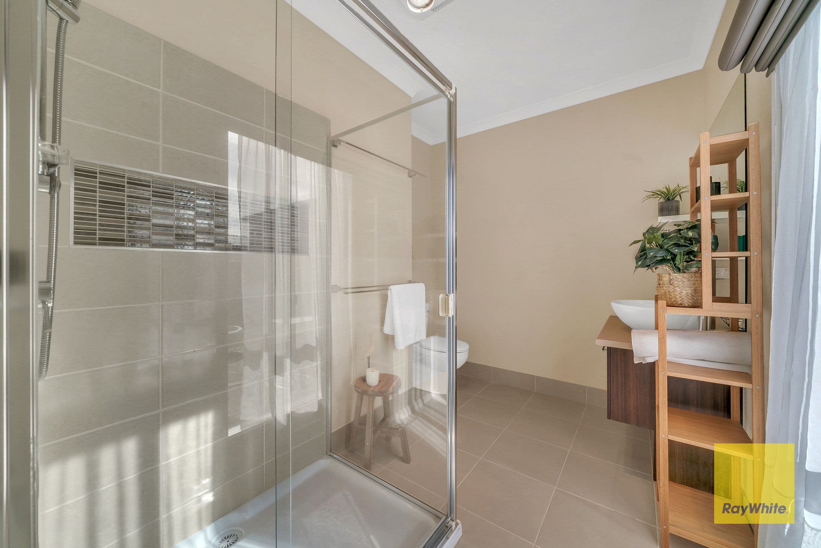 81 Manuka Grove, Wyndham Vale VIC 3024, Wyndham Vale - Thumbnail 5