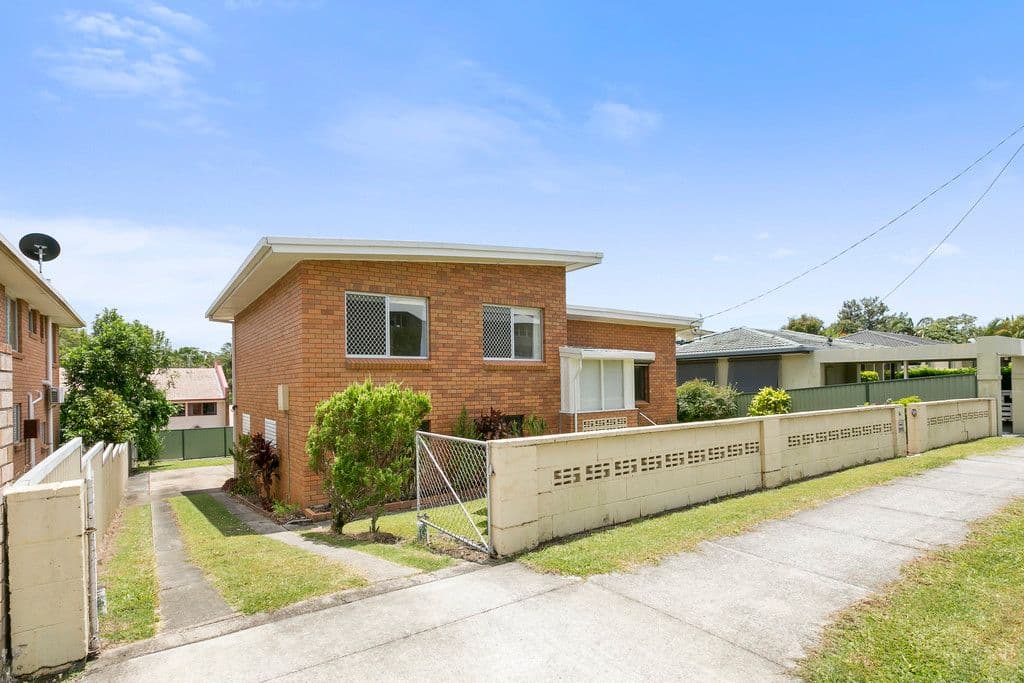 17 Nakina Street, Southport QLD 4215, Southport - Image 1