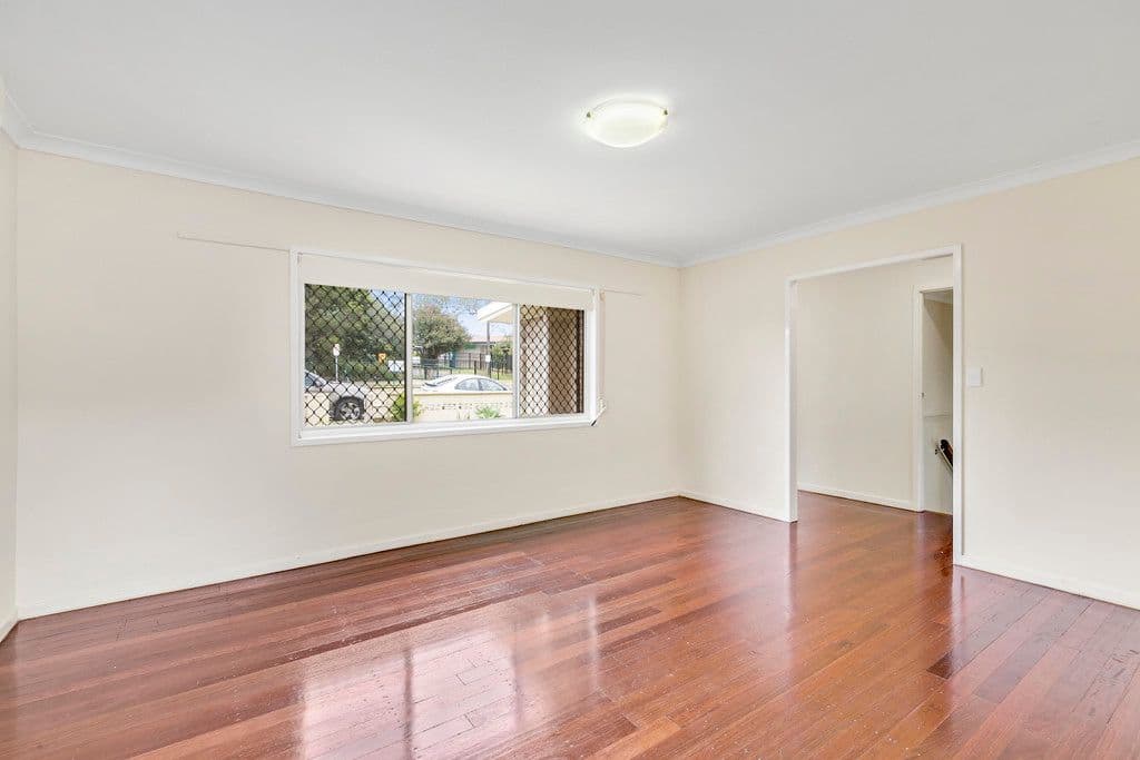 17 Nakina Street, Southport QLD 4215, Southport - Thumbnail 3