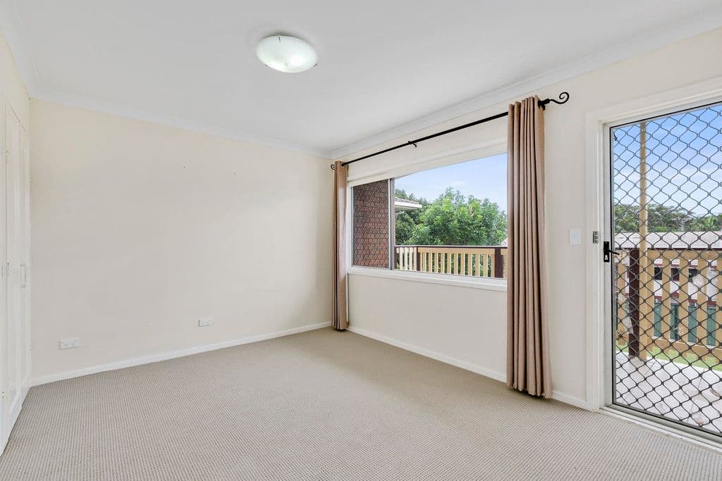 17 Nakina Street, Southport QLD 4215, Southport - Thumbnail 6