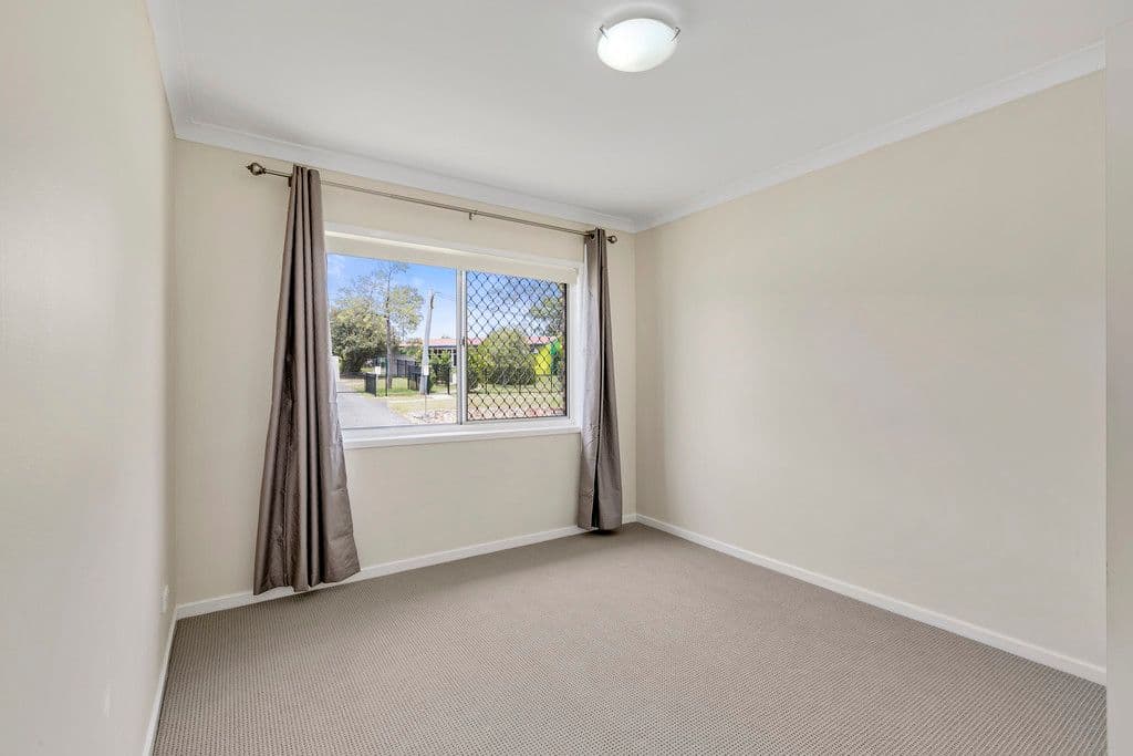 17 Nakina Street, Southport QLD 4215, Southport - Thumbnail 7